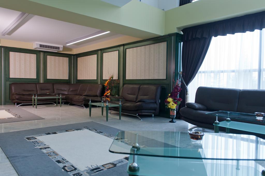 Hotel Astrea Hisarya Buitenkant foto